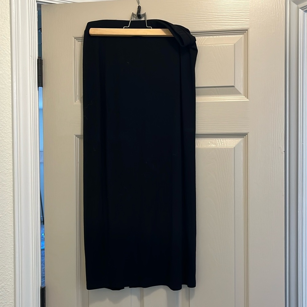 Ribbed Bamboo Maternity Midi Skirt